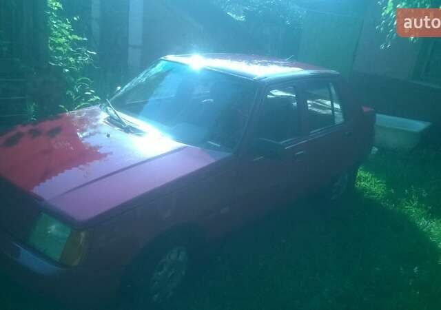 Красный ЗАЗ 1103 Славута, объемом двигателя 1.2 л и пробегом 140 тыс. км за 900 $, фото 3 на Automoto.ua