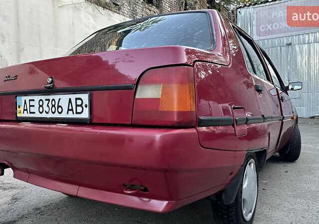 Красный ЗАЗ 1103 Славута, объемом двигателя 1.2 л и пробегом 170 тыс. км за 1000 $, фото 5 на Automoto.ua