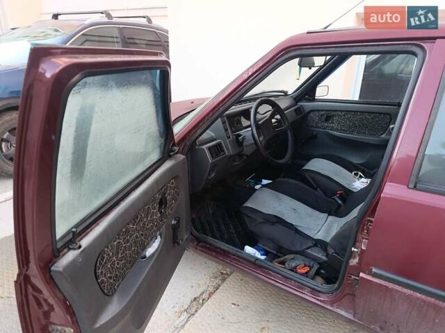 Красный ЗАЗ 1103 Славута, объемом двигателя 1.2 л и пробегом 215 тыс. км за 790 $, фото 1 на Automoto.ua