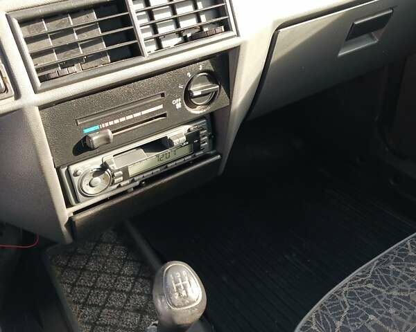 Червоний ЗАЗ 1103 Славута, об'ємом двигуна 1.2 л та пробігом 109 тис. км за 1050 $, фото 8 на Automoto.ua