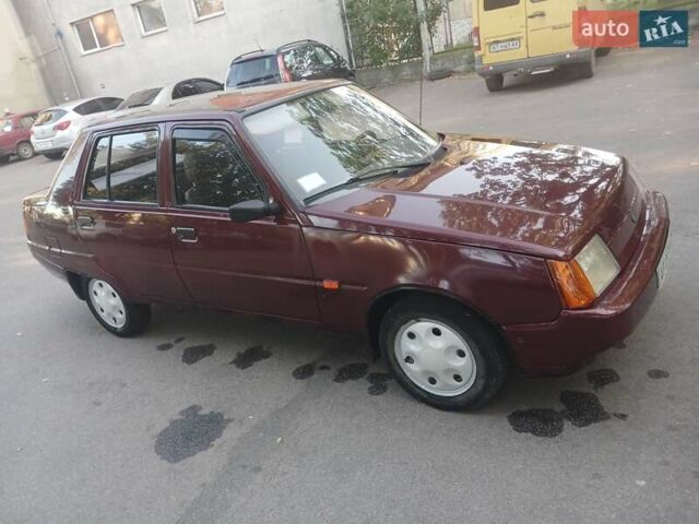 Красный ЗАЗ 1103 Славута, объемом двигателя 1.19 л и пробегом 59 тыс. км за 1350 $, фото 5 на Automoto.ua