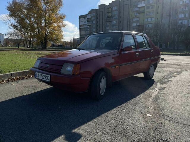 Красный ЗАЗ 1103 Славута, объемом двигателя 1.2 л и пробегом 100 тыс. км за 1300 $, фото 2 на Automoto.ua