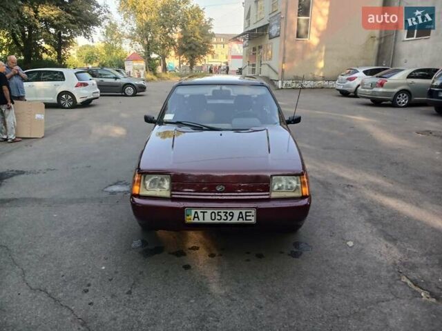 Красный ЗАЗ 1103 Славута, объемом двигателя 1.19 л и пробегом 59 тыс. км за 1350 $, фото 2 на Automoto.ua