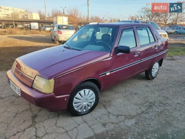 Красный ЗАЗ 1103 Славута, объемом двигателя 1.2 л и пробегом 164 тыс. км за 1350 $, фото 3 на Automoto.ua