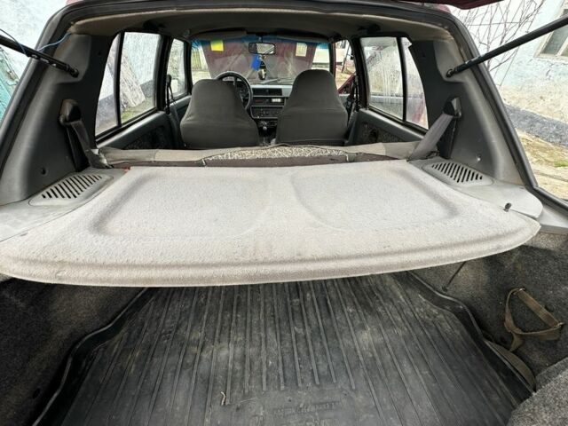 Червоний ЗАЗ 1103 Славута, об'ємом двигуна 1.2 л та пробігом 172 тис. км за 1181 $, фото 4 на Automoto.ua