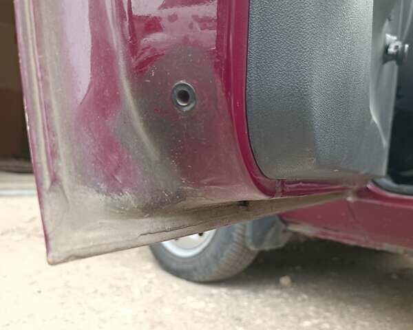 ЗАЗ 1103 Славута 2005 в Тернополе на Automoto.ua Красный ЗАЗ 1103 Славута, объемом двигателя 1.2 л и пробегом 60 тыс. км за 1000 $, фото 15 на Automoto.ua