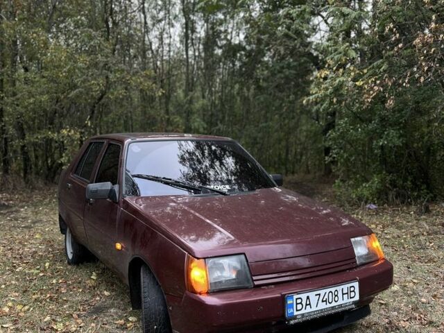 Червоний ЗАЗ 1103 Славута, об'ємом двигуна 1.2 л та пробігом 130 тис. км за 1400 $, фото 5 на Automoto.ua