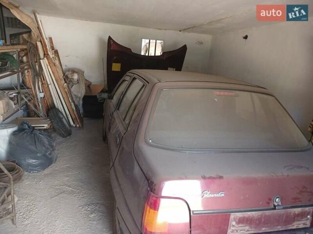 Красный ЗАЗ 1103 Славута, объемом двигателя 1.19 л и пробегом 59 тыс. км за 1350 $, фото 9 на Automoto.ua