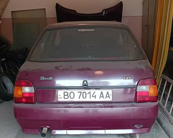 ЗАЗ 1103 Славута 2005 в Тернополе на Automoto.ua Красный ЗАЗ 1103 Славута, объемом двигателя 1.2 л и пробегом 60 тыс. км за 1000 $, фото 3 на Automoto.ua
