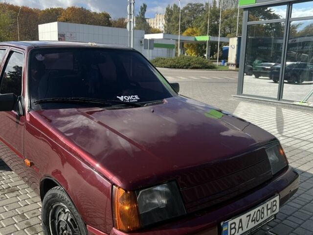 Червоний ЗАЗ 1103 Славута, об'ємом двигуна 1.2 л та пробігом 130 тис. км за 1400 $, фото 3 на Automoto.ua