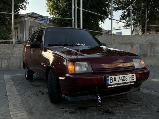 Червоний ЗАЗ 1103 Славута, об'ємом двигуна 1.2 л та пробігом 130 тис. км за 1400 $, фото 6 на Automoto.ua