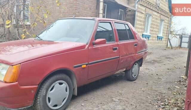 Червоний ЗАЗ 1103 Славута, об'ємом двигуна 1.2 л та пробігом 208 тис. км за 900 $, фото 1 на Automoto.ua