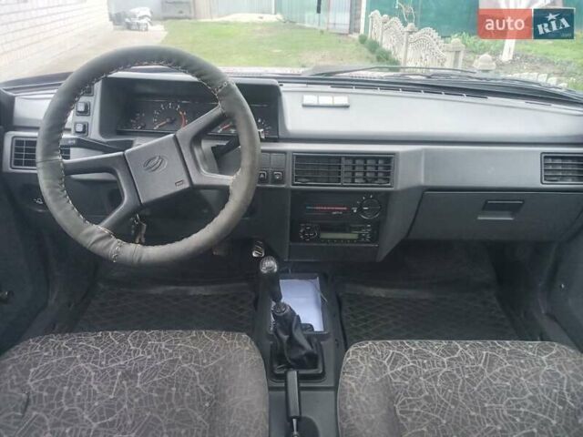 Красный ЗАЗ 1103 Славута, объемом двигателя 1.2 л и пробегом 210 тыс. км за 1200 $, фото 1 на Automoto.ua