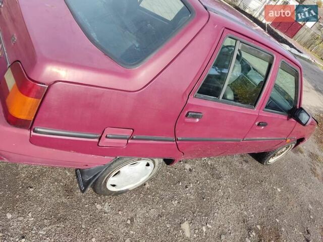 Красный ЗАЗ 1103 Славута, объемом двигателя 1.2 л и пробегом 135 тыс. км за 900 $, фото 4 на Automoto.ua