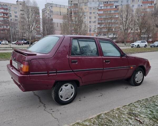 ЗАЗ 1103 Славута 2005 в Запорожье на Automoto.ua Красный ЗАЗ 1103 Славута, объемом двигателя 1.3 л и пробегом 56 тыс. км за 1800 $, фото 4 на Automoto.ua