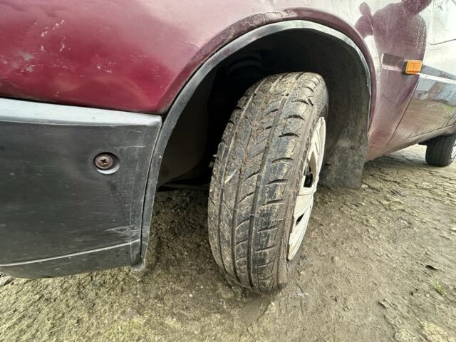 Червоний ЗАЗ 1103 Славута, об'ємом двигуна 1.2 л та пробігом 172 тис. км за 1181 $, фото 2 на Automoto.ua