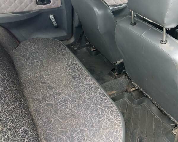 Красный ЗАЗ 1103 Славута, объемом двигателя 1 л и пробегом 88 тыс. км за 630 $, фото 2 на Automoto.ua