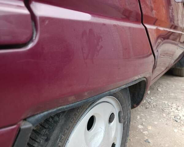 ЗАЗ 1103 Славута 2005 в Тернополе на Automoto.ua Красный ЗАЗ 1103 Славута, объемом двигателя 1.2 л и пробегом 60 тыс. км за 1000 $, фото 1 на Automoto.ua