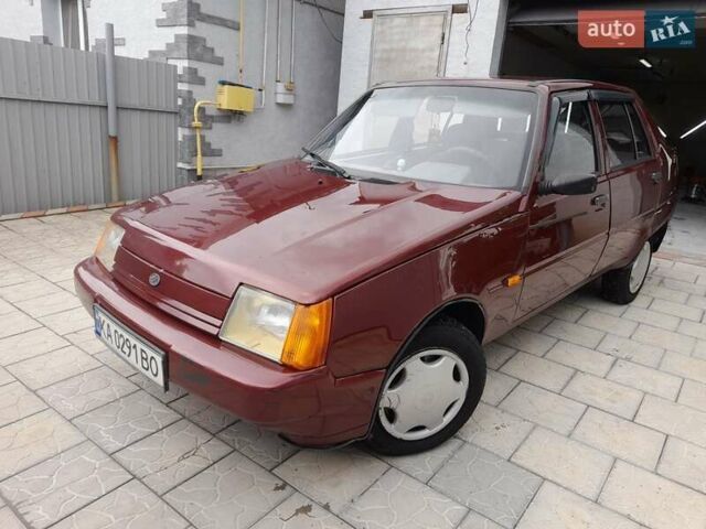 Красный ЗАЗ 1103 Славута, объемом двигателя 1.2 л и пробегом 120 тыс. км за 1250 $, фото 2 на Automoto.ua