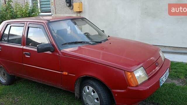Красный ЗАЗ 1103 Славута, объемом двигателя 1.2 л и пробегом 130 тыс. км за 1000 $, фото 2 на Automoto.ua
