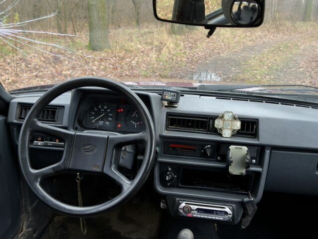 Червоний ЗАЗ 1103 Славута, об'ємом двигуна 1.2 л та пробігом 116 тис. км за 700 $, фото 8 на Automoto.ua