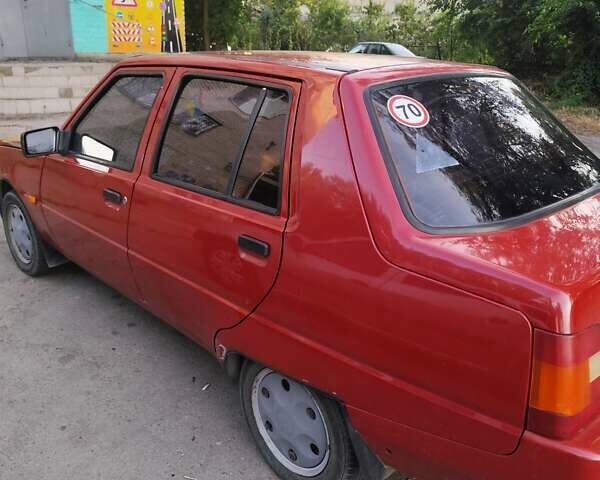 Красный ЗАЗ 1103 Славута, объемом двигателя 1.2 л и пробегом 104 тыс. км за 1000 $, фото 2 на Automoto.ua