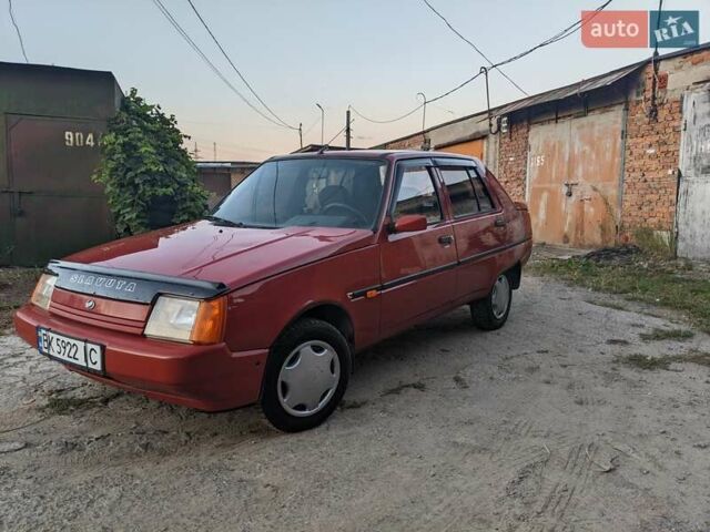 Красный ЗАЗ 1103 Славута, объемом двигателя 1.2 л и пробегом 73 тыс. км за 1100 $, фото 1 на Automoto.ua