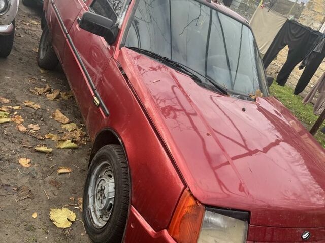 Красный ЗАЗ 1103 Славута, объемом двигателя 1 л и пробегом 100 тыс. км за 300 $, фото 1 на Automoto.ua
