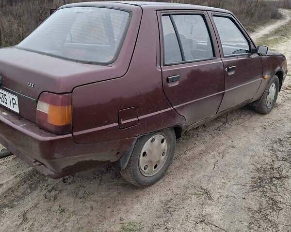 Червоний ЗАЗ 1103 Славута, об'ємом двигуна 1.2 л та пробігом 82 тис. км за 1000 $, фото 2 на Automoto.ua