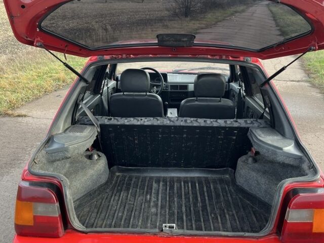 Красный ЗАЗ 1103 Славута, объемом двигателя 1.2 л и пробегом 220 тыс. км за 713 $, фото 4 на Automoto.ua