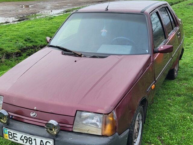 Красный ЗАЗ 1103 Славута, объемом двигателя 1.4 л и пробегом 160 тыс. км за 599 $, фото 2 на Automoto.ua