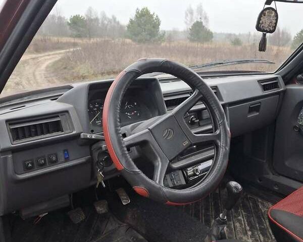 Червоний ЗАЗ 1103 Славута, об'ємом двигуна 1.2 л та пробігом 82 тис. км за 1000 $, фото 13 на Automoto.ua