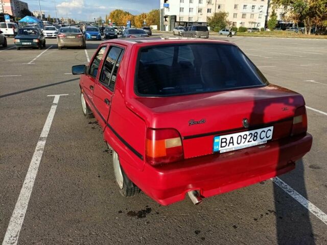 ЗАЗ 1103 Славута 2006 в Кропивницком (Кировограде) на Automoto.ua Красный ЗАЗ 1103 Славута, объемом двигателя 1.2 л и пробегом 221 тыс. км за 1200 $, фото 4 на Automoto.ua