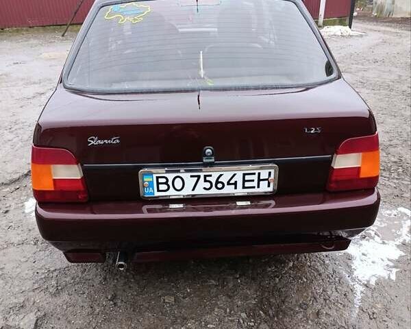 Красный ЗАЗ 1103 Славута, объемом двигателя 1.2 л и пробегом 100 тыс. км за 1100 $, фото 1 на Automoto.ua