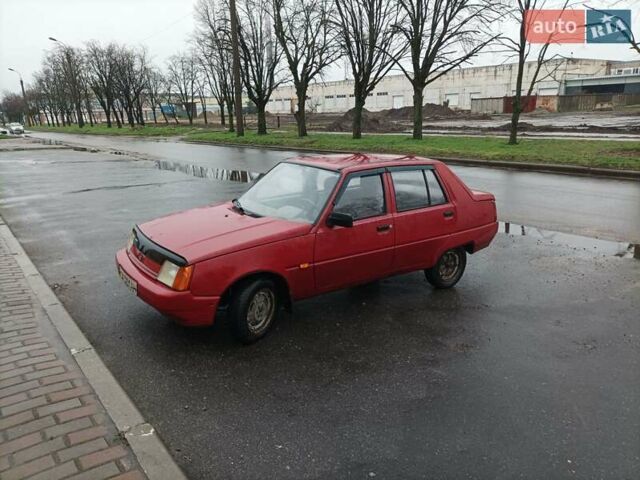 Красный ЗАЗ 1103 Славута, объемом двигателя 1.2 л и пробегом 132 тыс. км за 1100 $, фото 5 на Automoto.ua