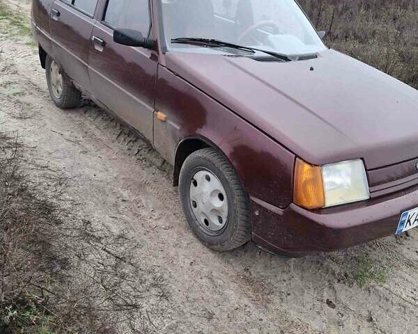 Червоний ЗАЗ 1103 Славута, об'ємом двигуна 1.2 л та пробігом 82 тис. км за 1000 $, фото 4 на Automoto.ua