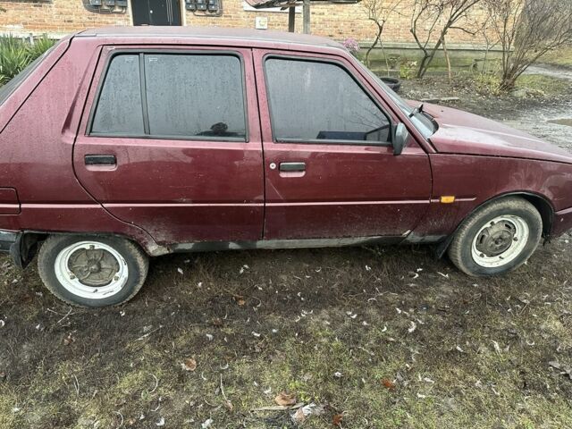 Красный ЗАЗ 1103 Славута, объемом двигателя 1.2 л и пробегом 132 тыс. км за 550 $, фото 3 на Automoto.ua