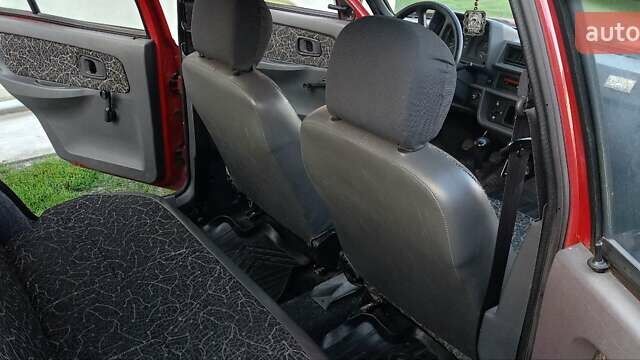 Красный ЗАЗ 1103 Славута, объемом двигателя 1.2 л и пробегом 130 тыс. км за 1000 $, фото 3 на Automoto.ua