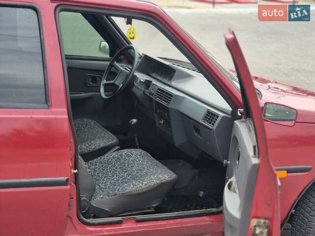 Красный ЗАЗ 1103 Славута, объемом двигателя 1.2 л и пробегом 150 тыс. км за 1200 $, фото 4 на Automoto.ua