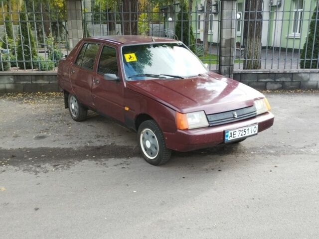 Красный ЗАЗ 1103 Славута, объемом двигателя 1.2 л и пробегом 16 тыс. км за 800 $, фото 7 на Automoto.ua