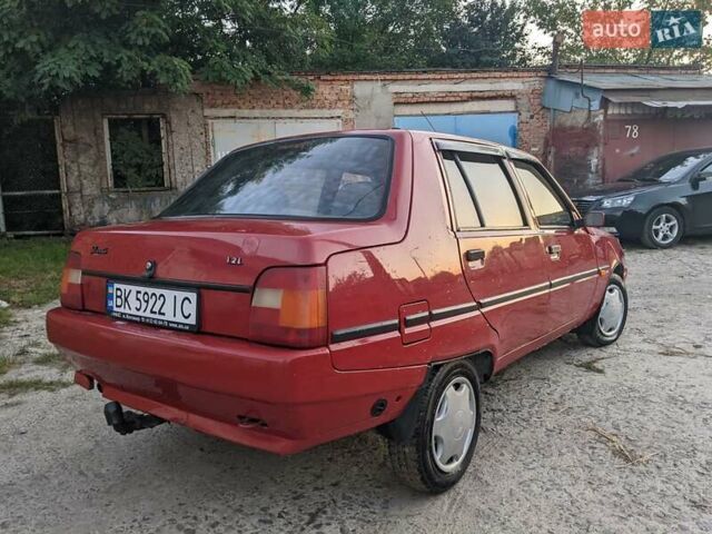 Красный ЗАЗ 1103 Славута, объемом двигателя 1.2 л и пробегом 73 тыс. км за 1100 $, фото 5 на Automoto.ua