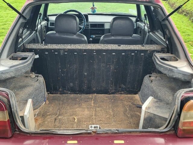 Красный ЗАЗ 1103 Славута, объемом двигателя 1.4 л и пробегом 160 тыс. км за 599 $, фото 9 на Automoto.ua