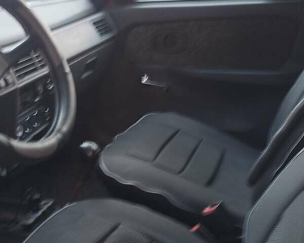 Червоний ЗАЗ 1103 Славута, об'ємом двигуна 1.2 л та пробігом 158 тис. км за 863 $, фото 5 на Automoto.ua