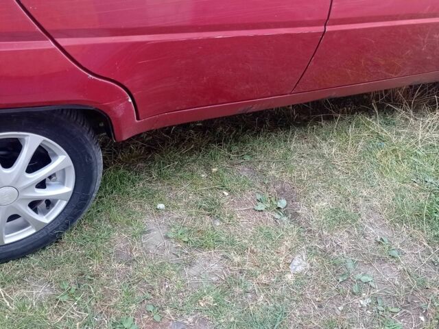 Красный ЗАЗ 1103 Славута, объемом двигателя 1.2 л и пробегом 36 тыс. км за 1714 $, фото 4 на Automoto.ua