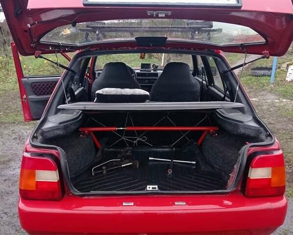 Червоний ЗАЗ 1103 Славута, об'ємом двигуна 1.2 л та пробігом 37 тис. км за 2000 $, фото 3 на Automoto.ua