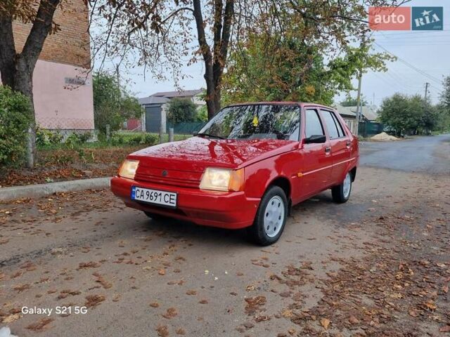 Красный ЗАЗ 1103 Славута, объемом двигателя 1.09 л и пробегом 47 тыс. км за 2100 $, фото 11 на Automoto.ua