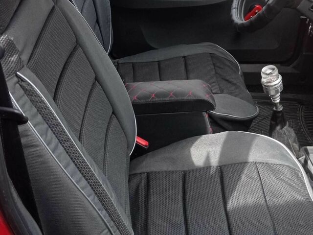 Красный ЗАЗ 1103 Славута, объемом двигателя 1.2 л и пробегом 36 тыс. км за 1714 $, фото 8 на Automoto.ua