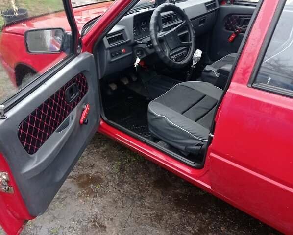 Червоний ЗАЗ 1103 Славута, об'ємом двигуна 1.2 л та пробігом 37 тис. км за 2000 $, фото 4 на Automoto.ua