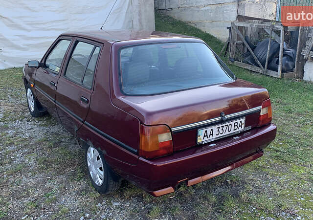 Красный ЗАЗ 1103 Славута, объемом двигателя 1.2 л и пробегом 166 тыс. км за 1350 $, фото 6 на Automoto.ua