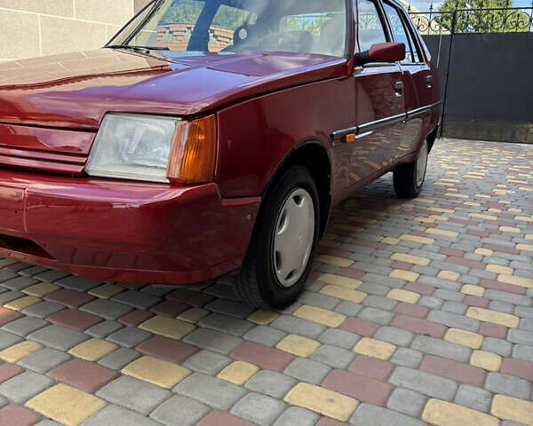 Красный ЗАЗ 1103 Славута, объемом двигателя 0 л и пробегом 31 тыс. км за 1500 $, фото 1 на Automoto.ua